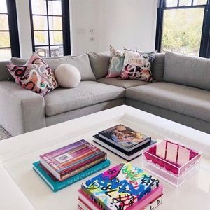 Meet your Posher, Crystal